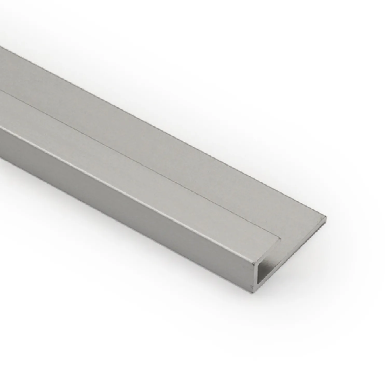 Pääty-/reunalista Aluco välitilalevylle J-profiili silver 3650 mm