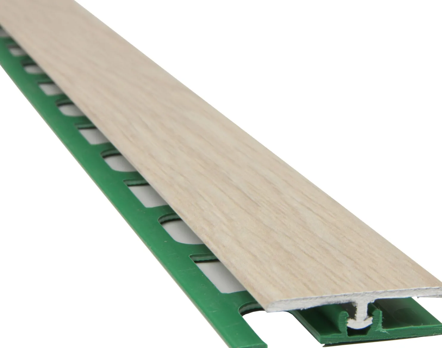 Saumalista Karitma 85, 0.8x30x2700mm, eri värejä