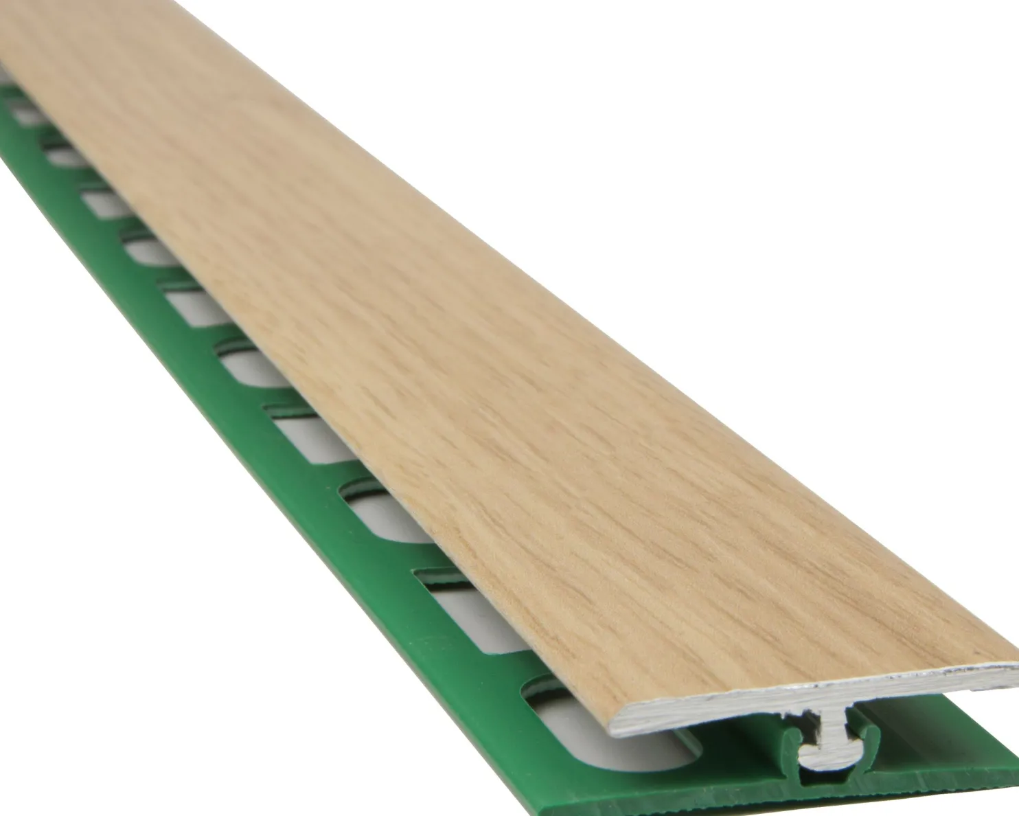 Saumalista Karitma 85, 0.8x30x2700mm, eri värejä