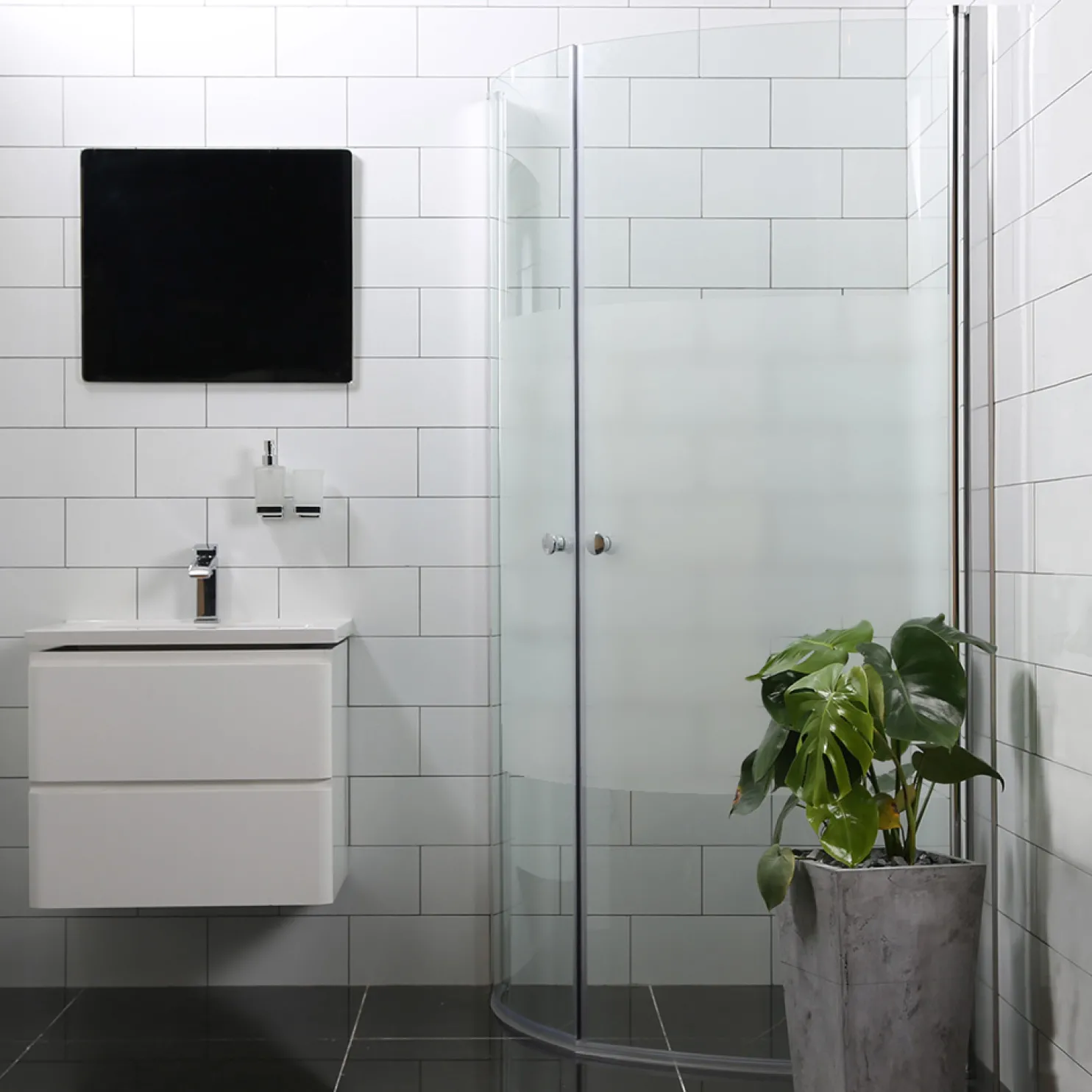 Suihkunurkka Bathlife Mångsidig Vital ovi 1000 + ovi 1000 kaareva osittain himmeä