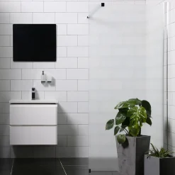 Suihkuseinä Bathlife Mångsidig P/P suora, eri vaihtoehtoja