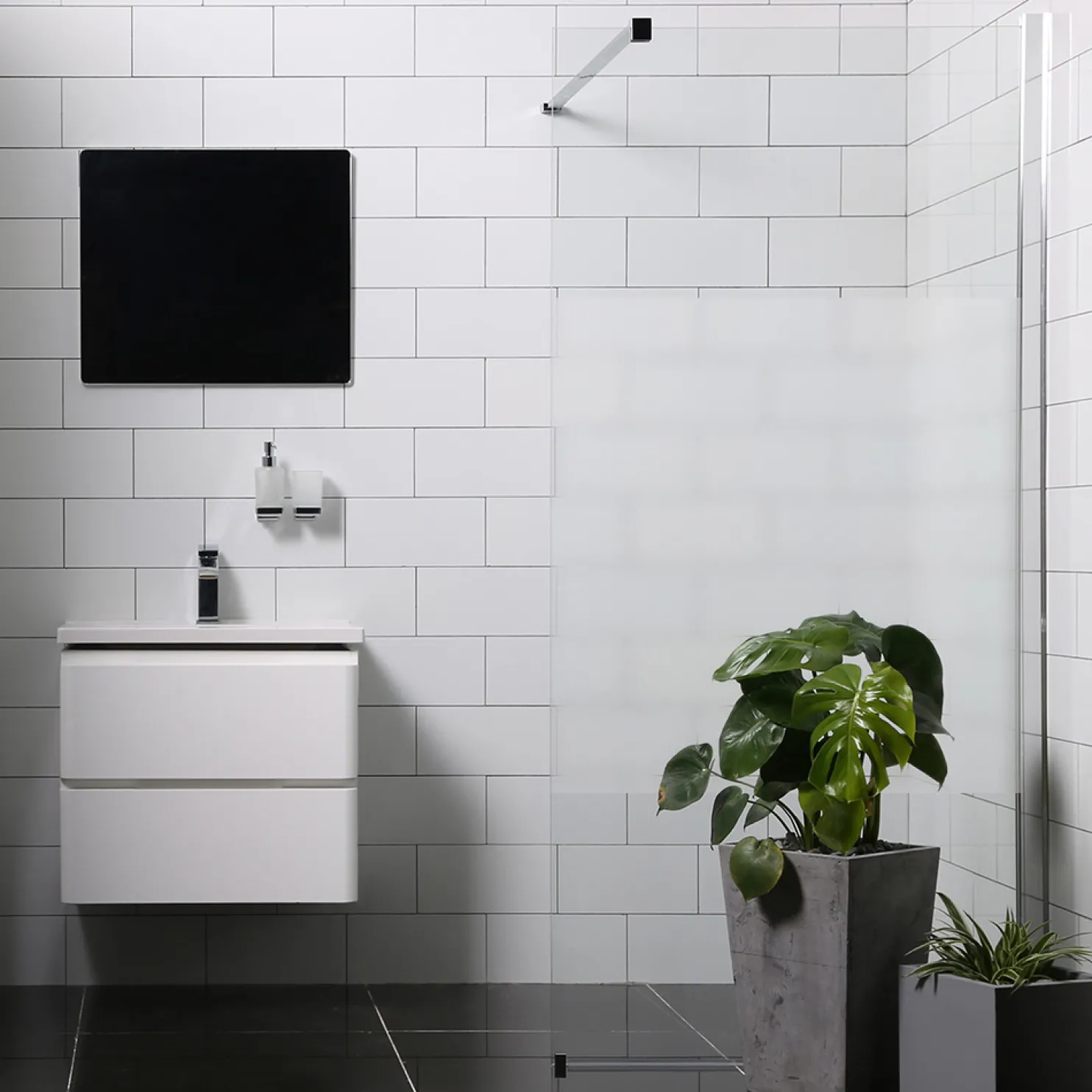 Suihkuseinä Bathlife Mångsidig P/P suora, eri vaihtoehtoja