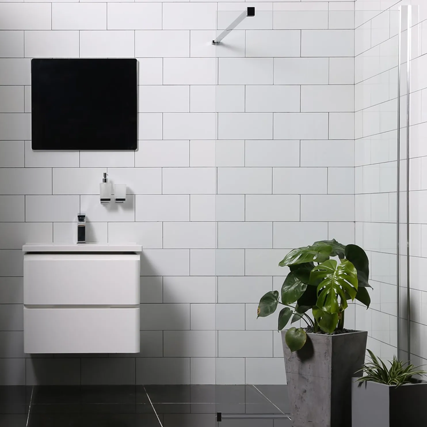 Suihkuseinä Bathlife Mångsidig P/P suora, eri vaihtoehtoja