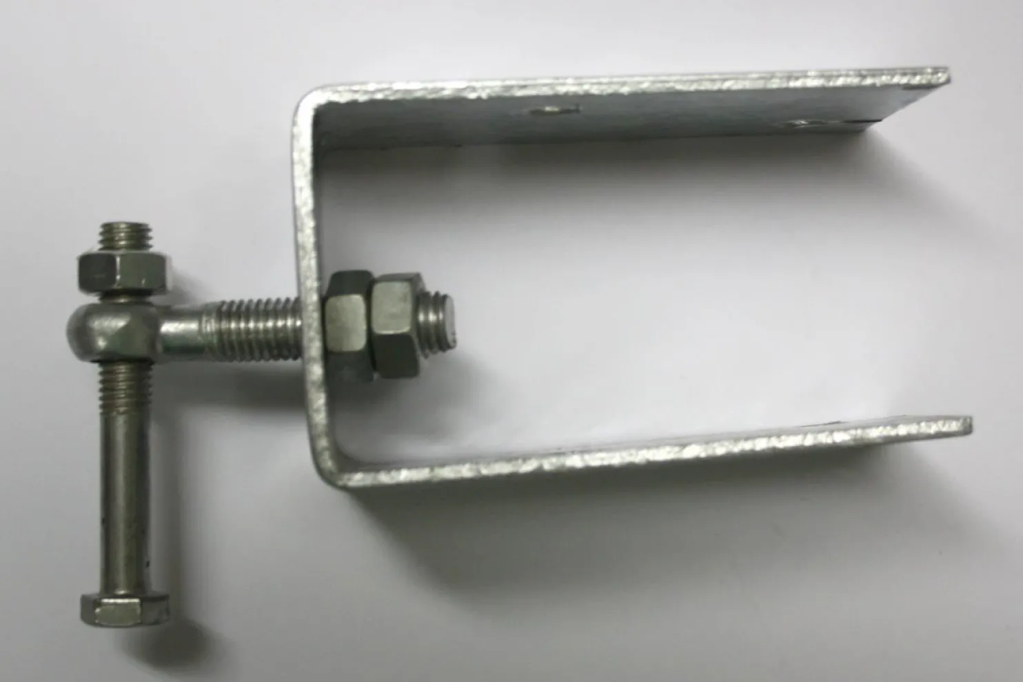 U-pilarikiinnike Lektar 90 x 90/160 x 6 mm